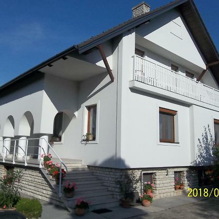 Ferienwohnung Viragos Vendeghaz Balatonfuered Exterior foto